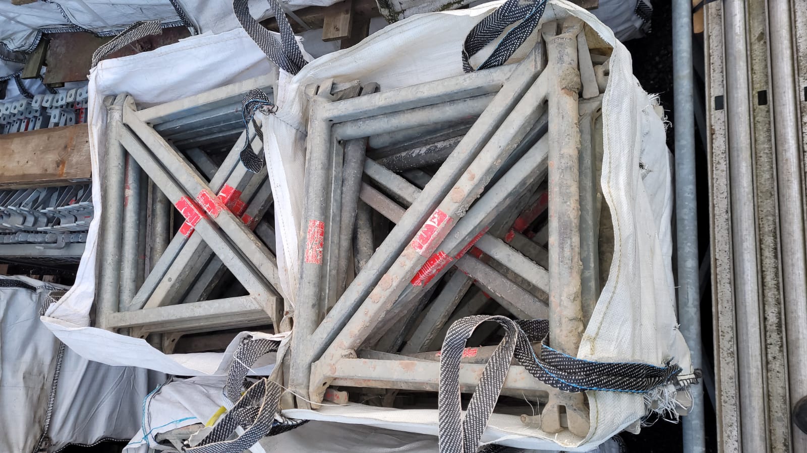Complete 500 m² Altrad Facade Scaffolding Package – Used, Excellent Condition