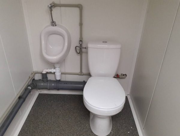 Double sanitary container – 2 toilets / toilet + urinal