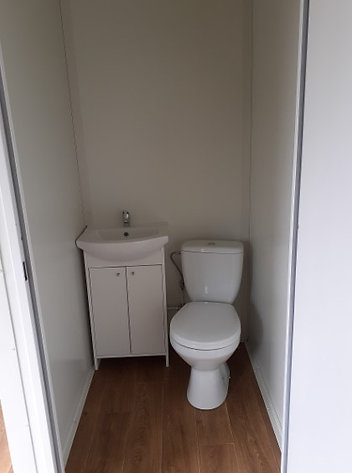 21 m² Office Container with WC + Kitchenette