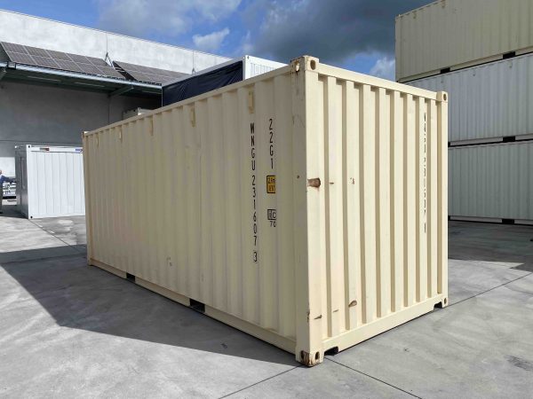 20ft shipping container (beige ral 1015)