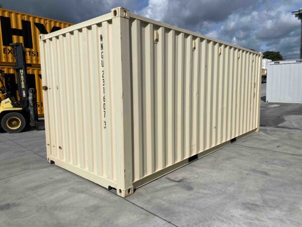 20ft shipping container (beige ral 1015)