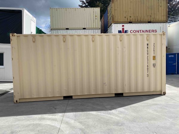 20ft shipping container (beige ral 1015)
