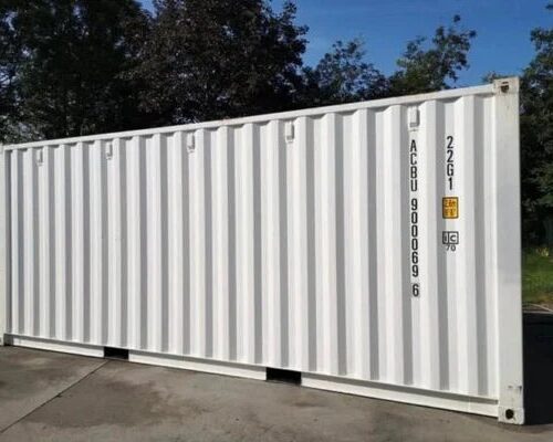 20ft shipping container (self-storage grade)