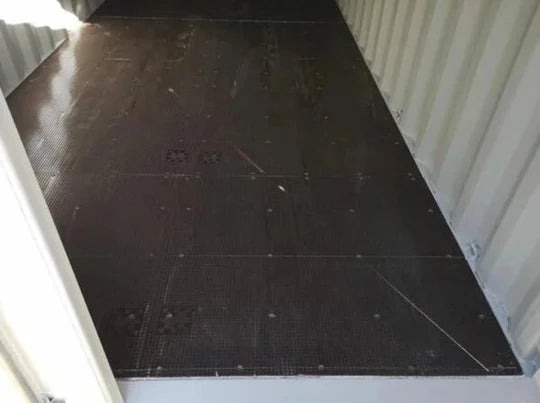 20ft shipping container (self-storage grade)