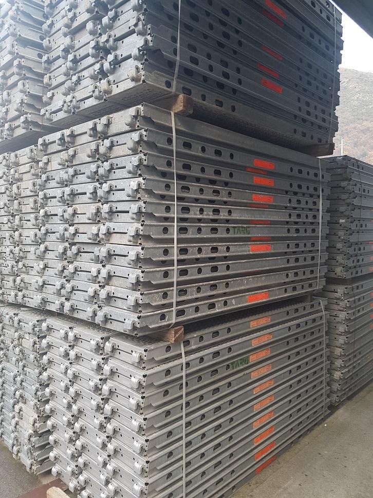 Complete 80 m² Layher Facade Scaffolding Package – Used, Excellent Condition
