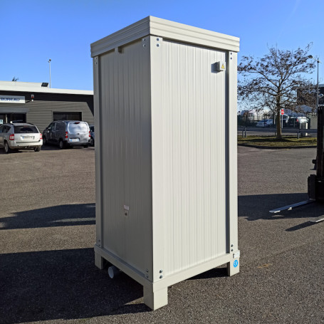 New s1 sanitary block – wc and washbasin